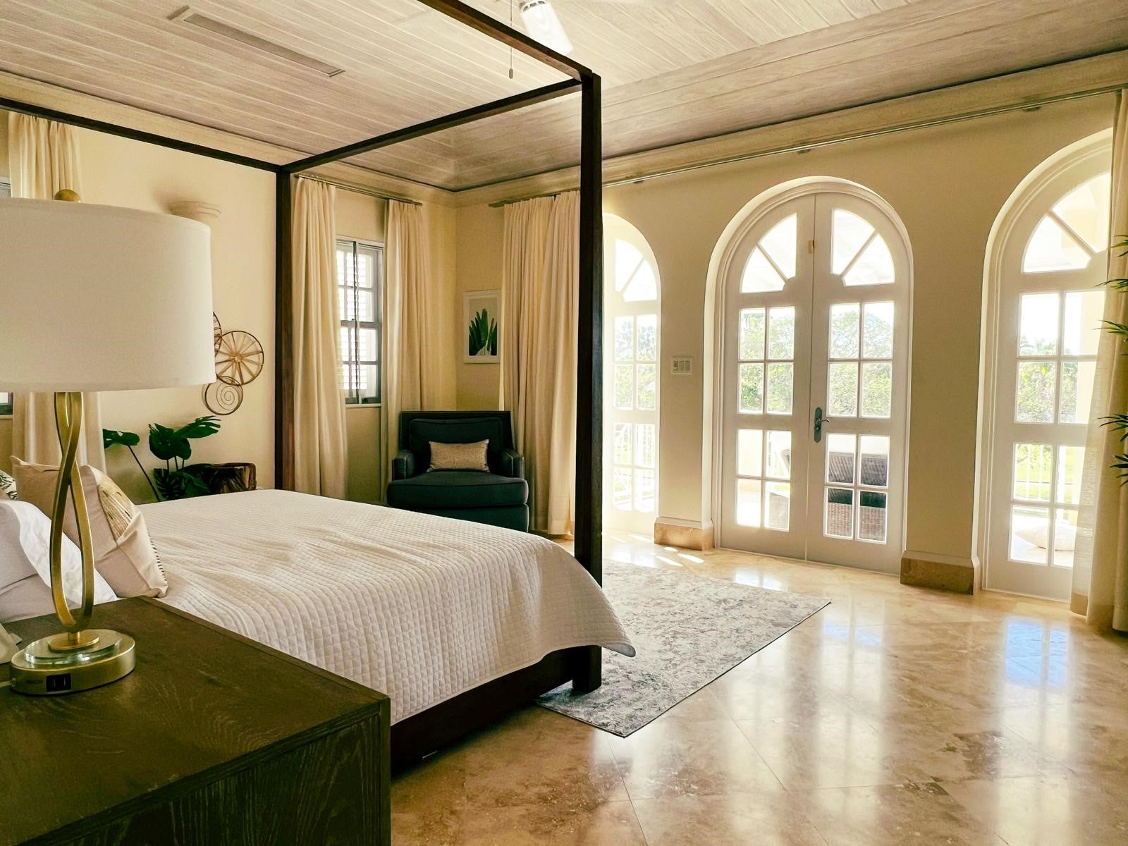 7 nights in stunning 6 bed villa in Royal Westmoreland, Barbados for 12 people