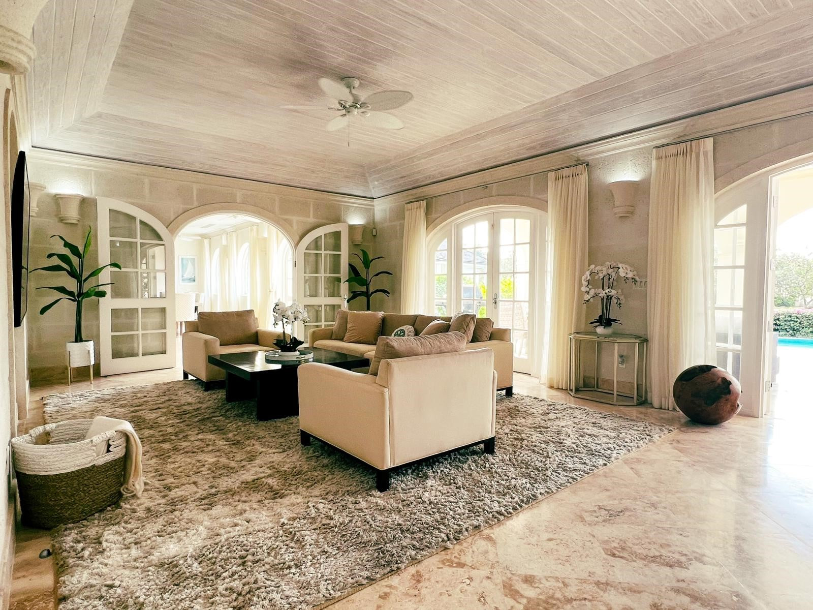 7 nights in stunning 6 bed villa in Royal Westmoreland, Barbados for 12 people