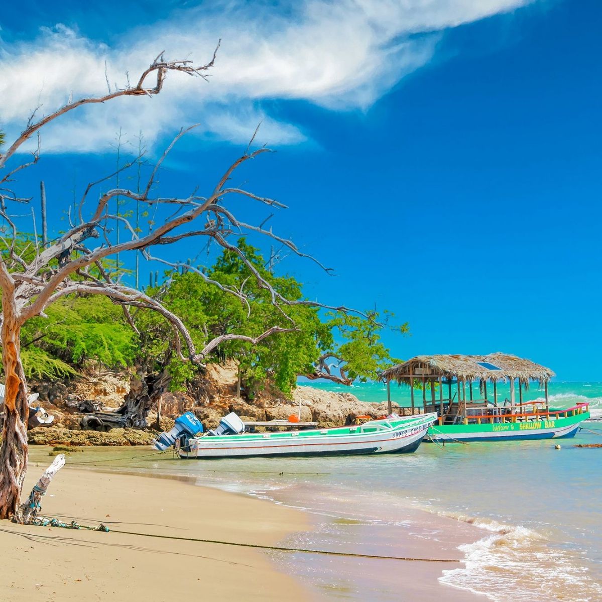 Fabulous 7 Night Beach Front Balcony Suite Package, Treasure Beach, Jamaica for 2 people