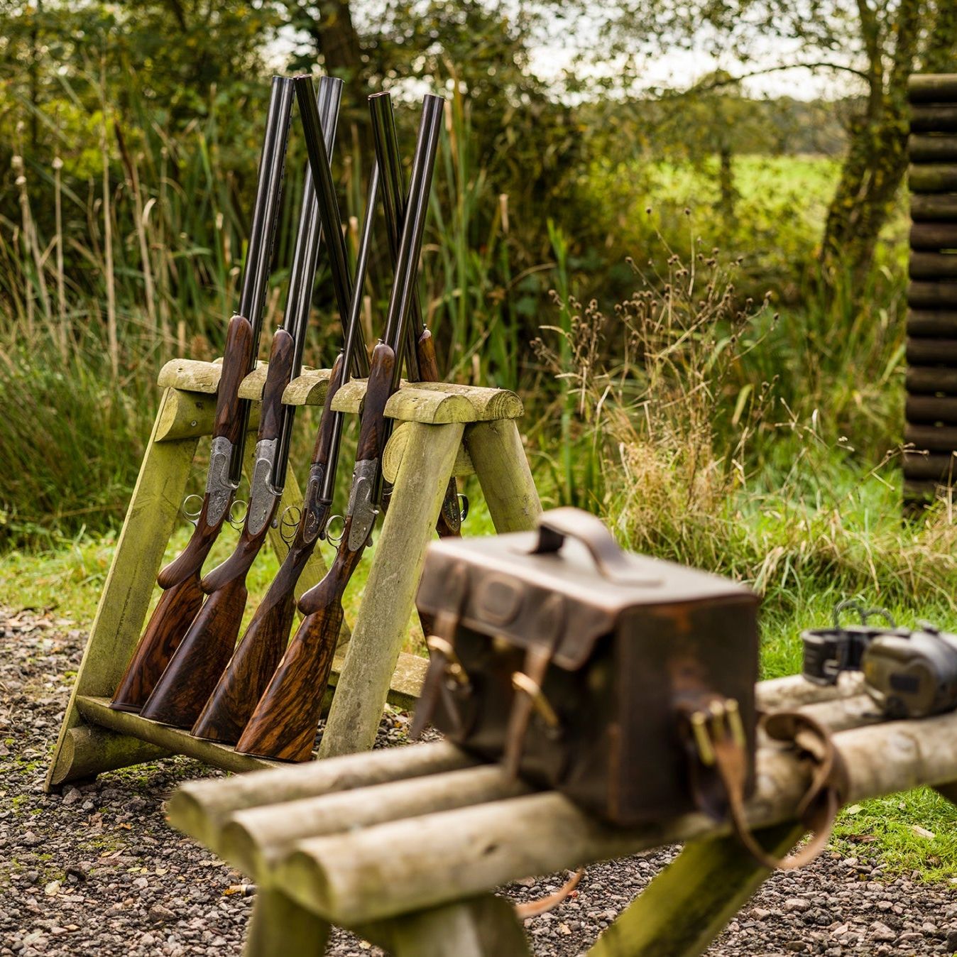 Holland and Holland for 4 people