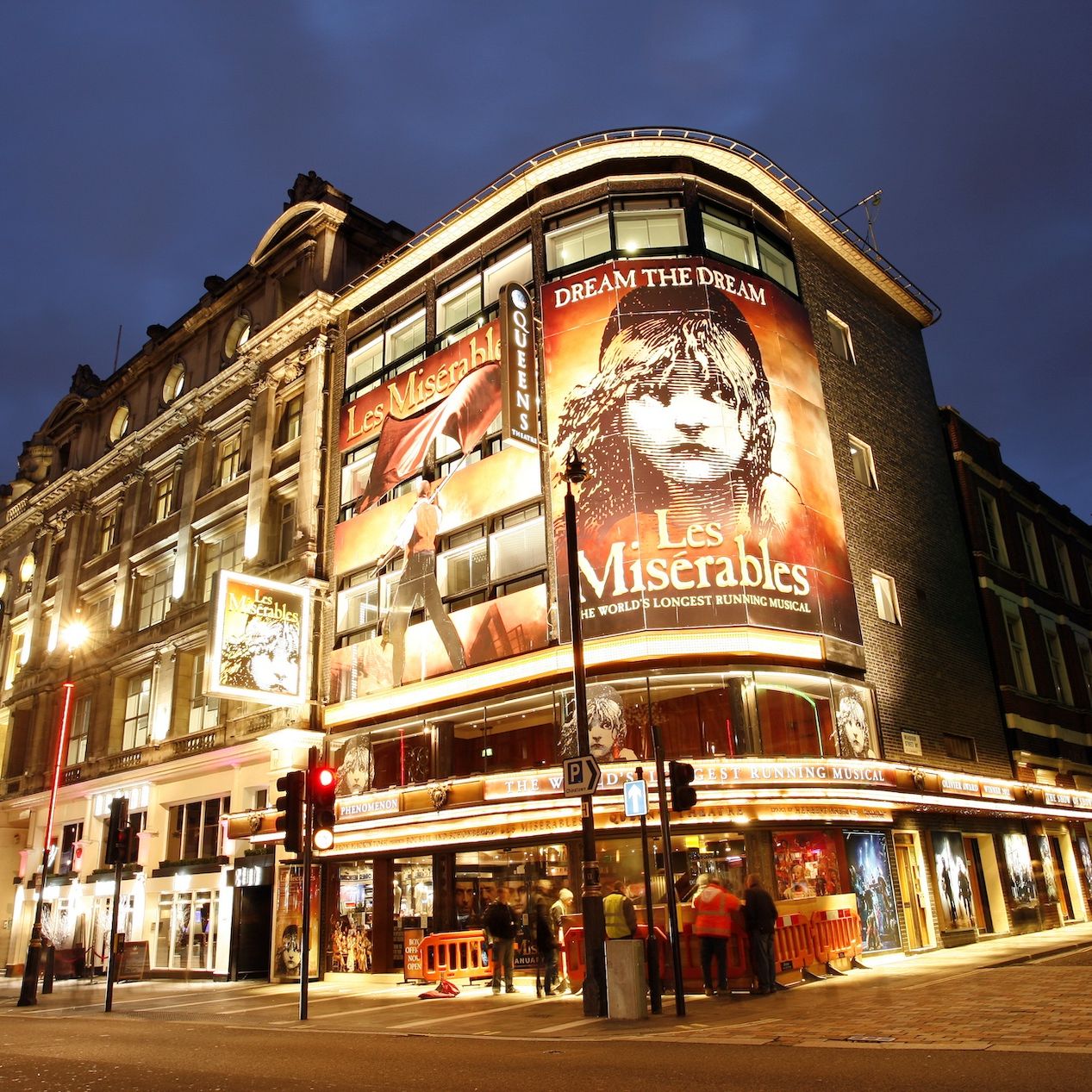 West End Show with Savoy Grill for 2 people