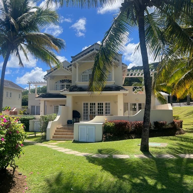 7 nights in private villa in St Lucia for 6 people