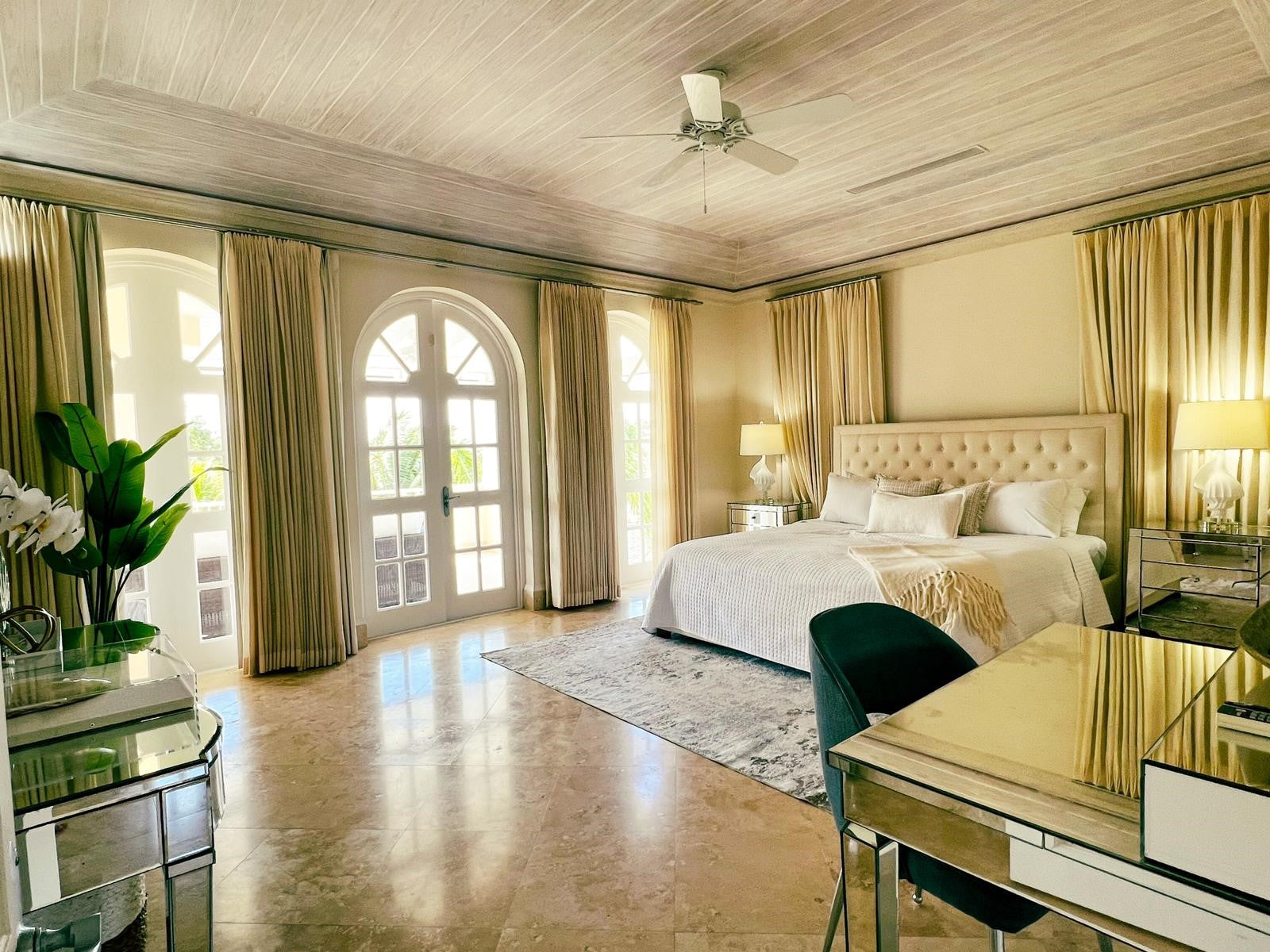 7 nights in stunning 6 bed villa in Royal Westmoreland, Barbados for 12 people