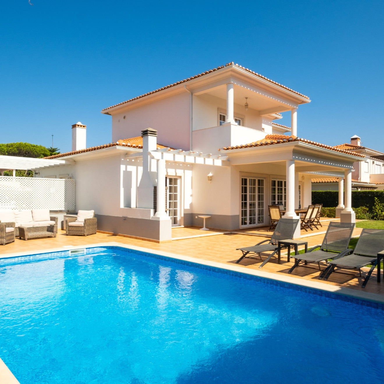 Luxury Villa Escape for Eight at Praia D’el Rey, Portugal