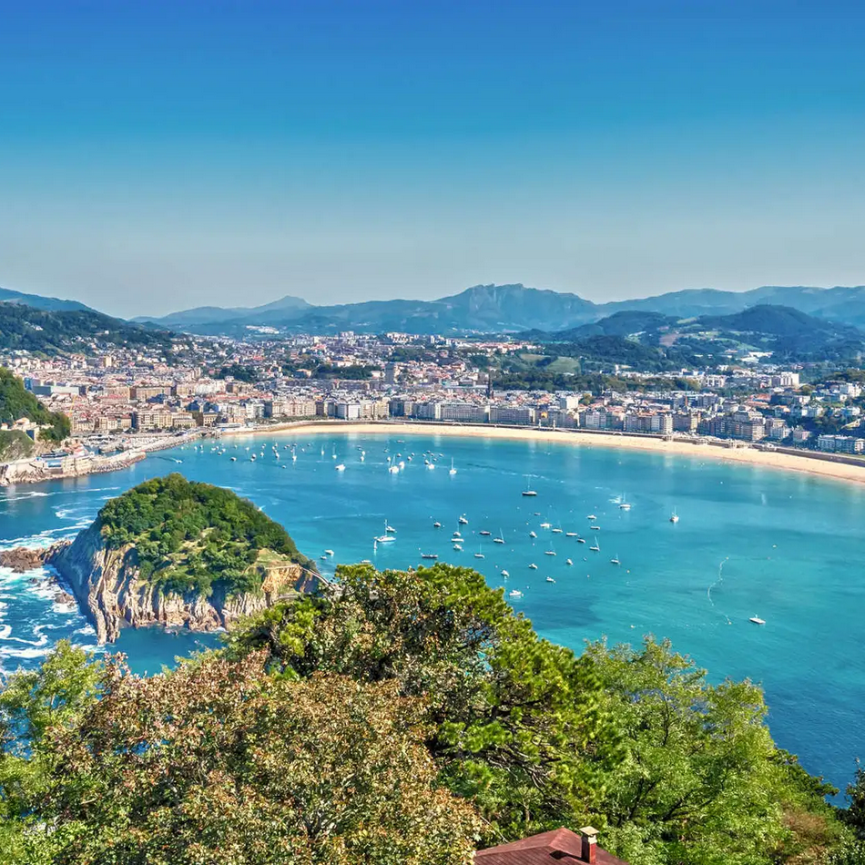 Breathtaking San Sebastian - 3 Night Gourmet Tour With Personal Guide for 2 people